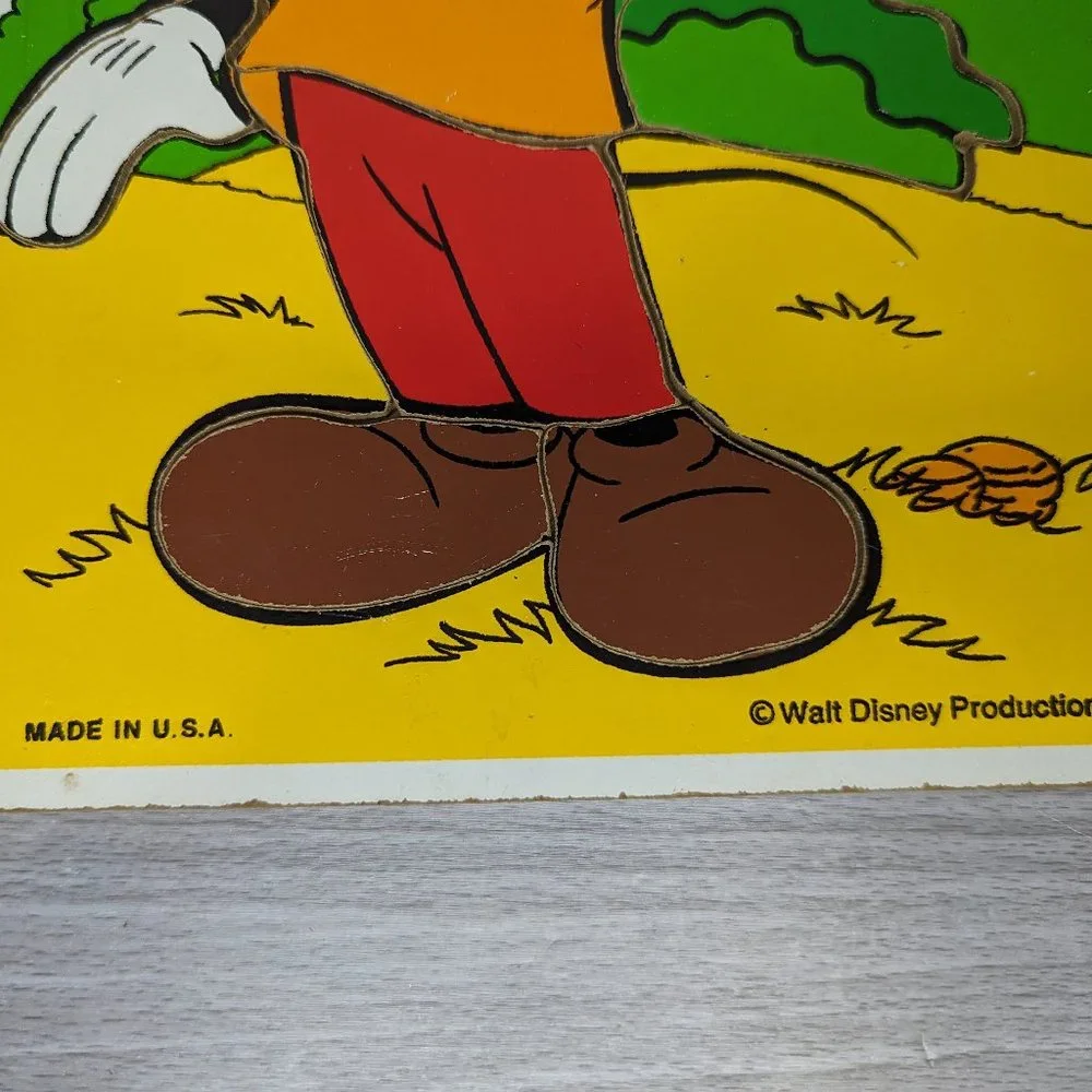Vintage Playskool Disney Mickey Mouse 8 Piece Puzzle